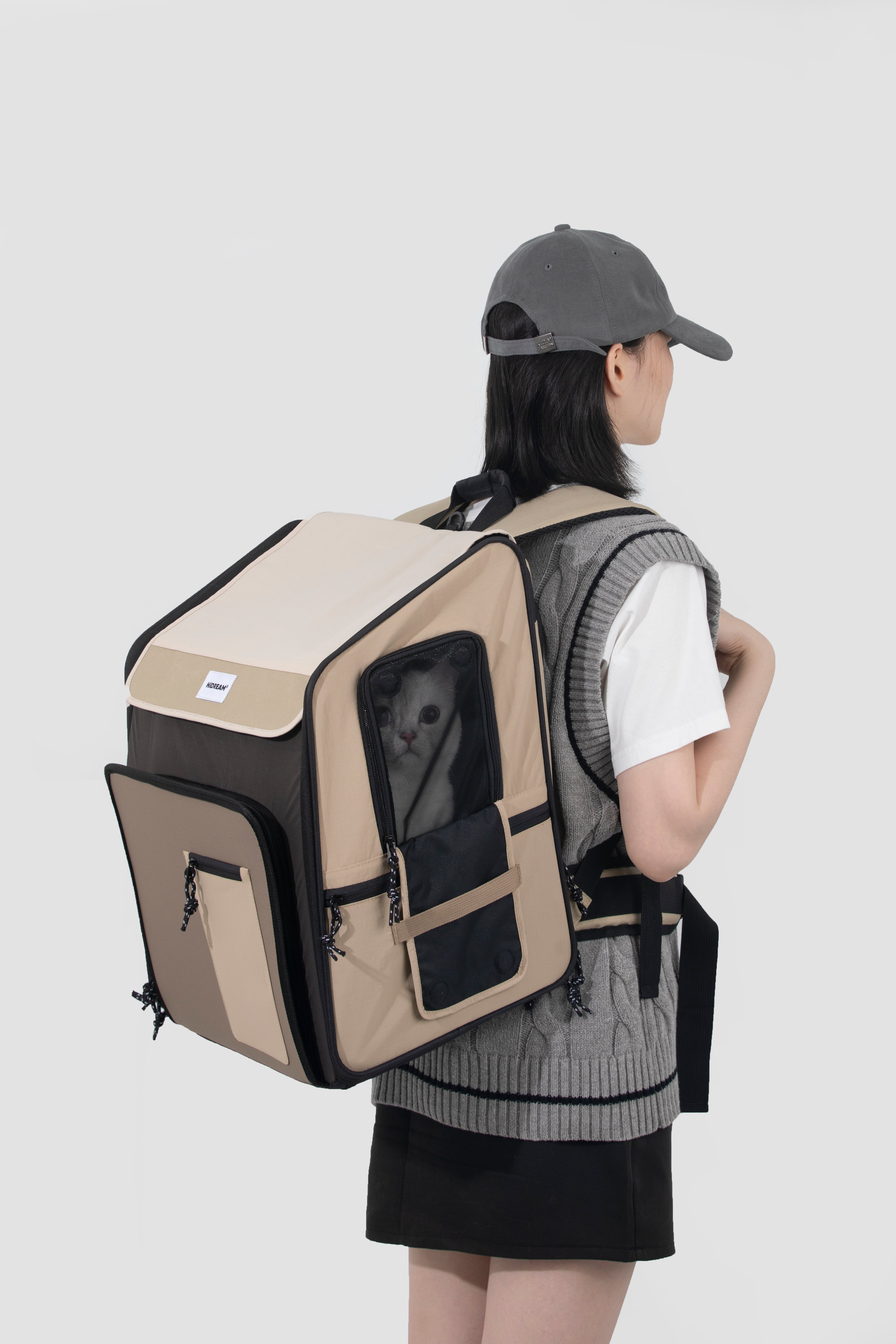 Dual-Expandable Tent Pet Backpack Carrier for Cats & Small Dogs - HiDREAM Australia
