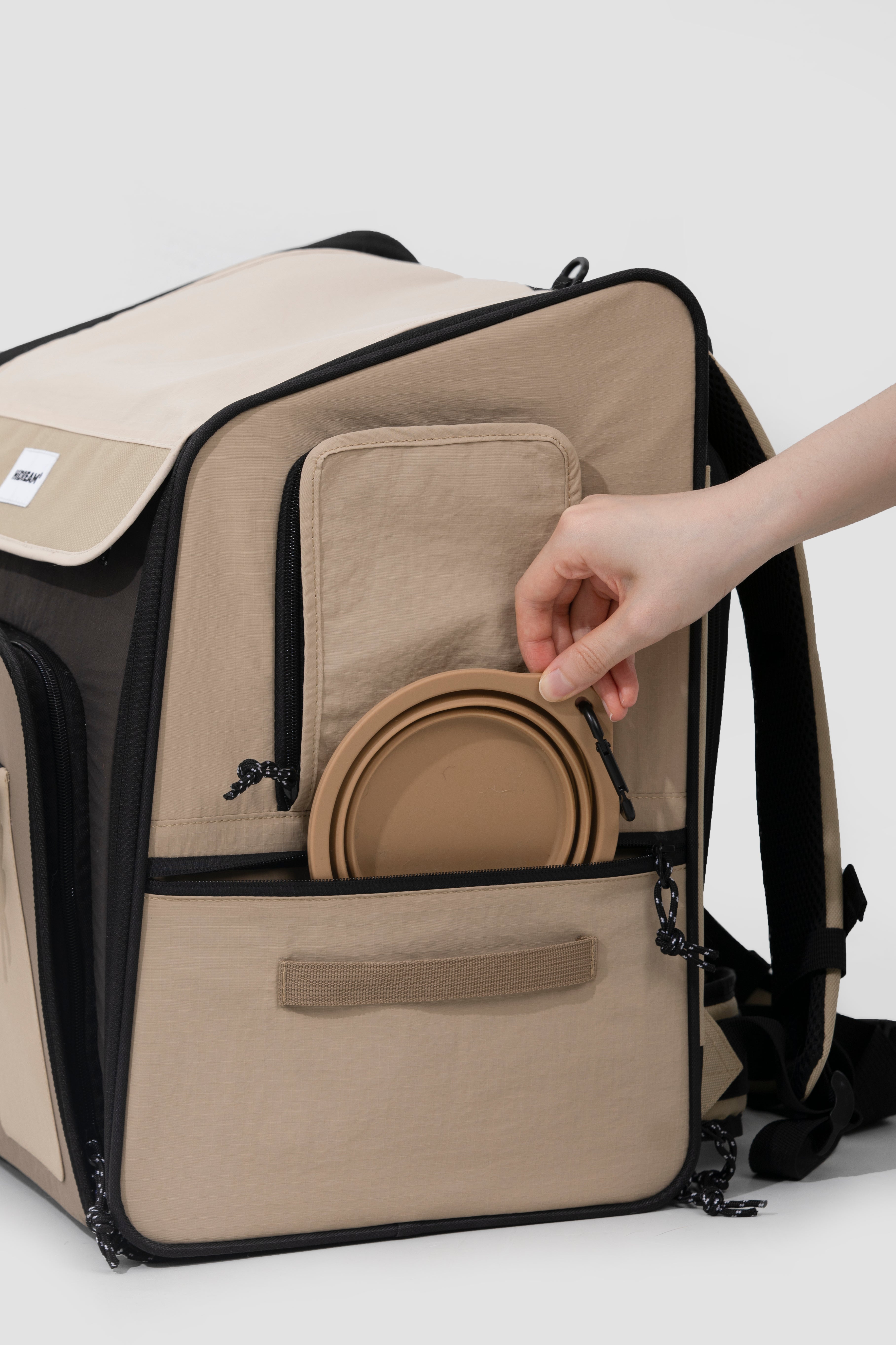 Dual-Expandable Tent Pet Backpack Carrier for Cats & Small Dogs - HiDREAM Australia