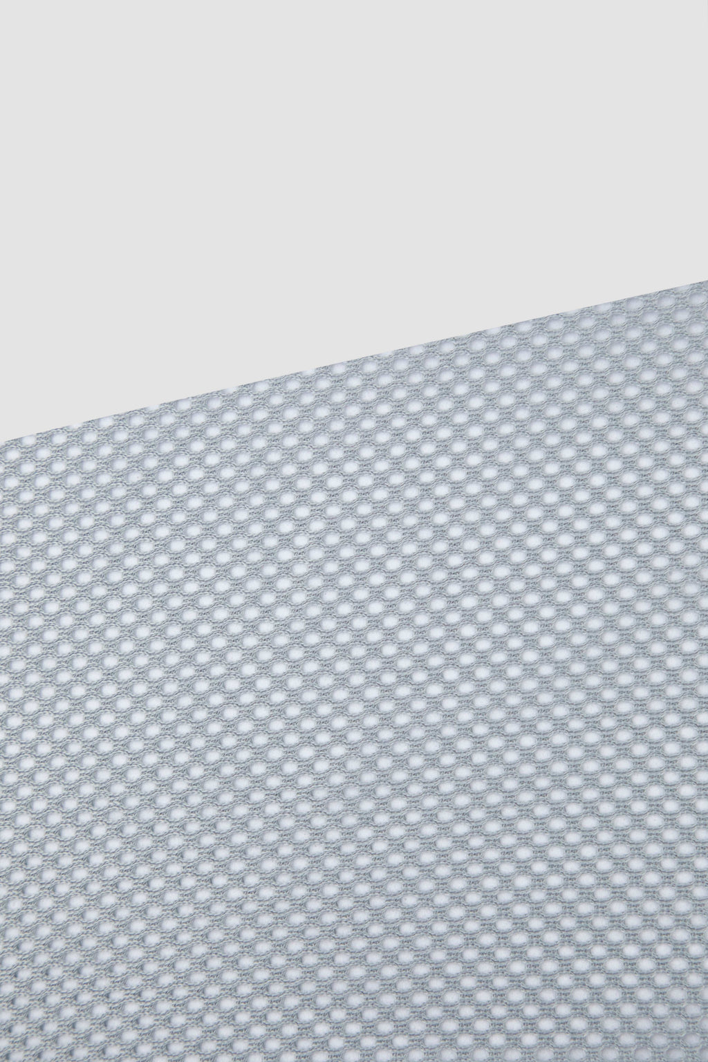 Close-up of HiDREAM Cat Bathing Bag mesh fabric, highlighting breathable and durable material for pet grooming.