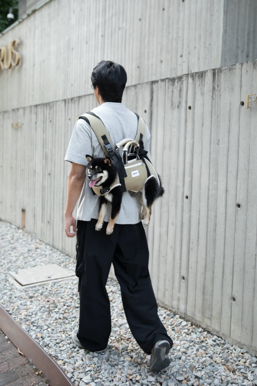 Spine-Friendly Dog Carrier Backpack – Horizontal, Legs-Out Design