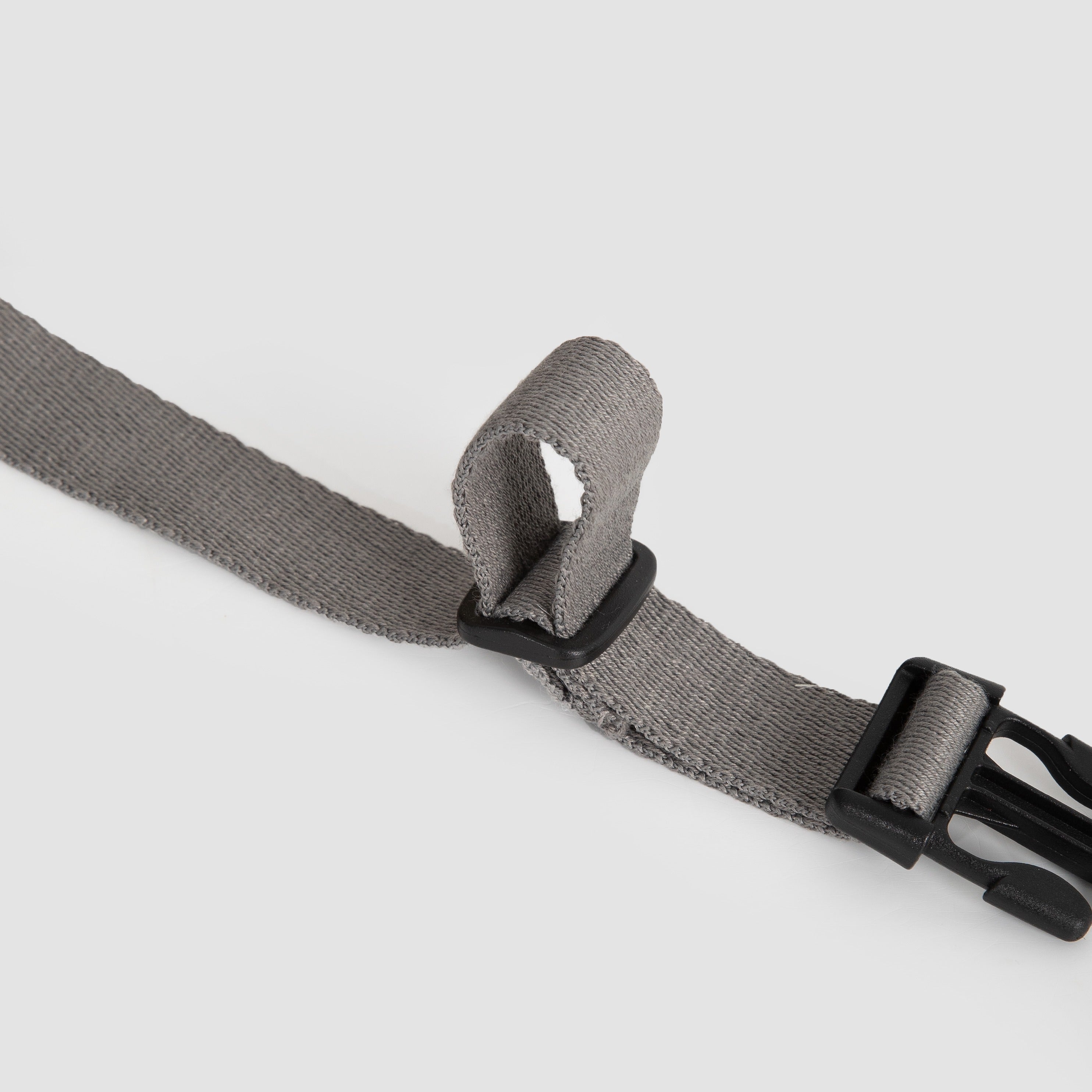 Close-up of adjustable strap loop on HiDREAM Pet Car Seat Backpack – Dual Use Carrier, designed for secure and customizable fit.